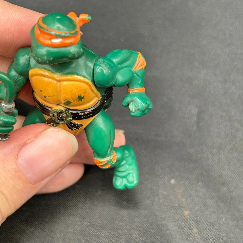 Lot of‎ 2 TMNT Teenage Mutant Ninja Turtles Mikey Action Figures VTG 1988 & 2008